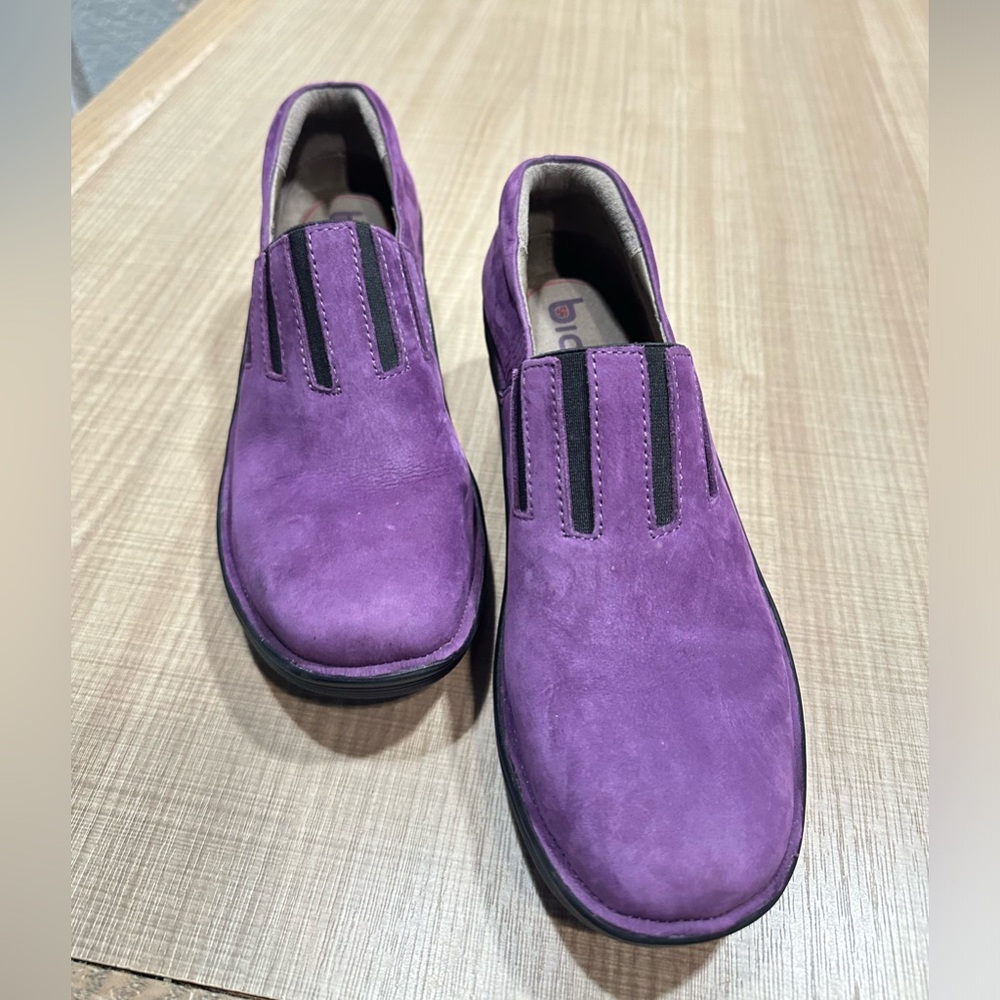 NWOB Bionics Purple Leather Wedge Shoe size 8 - Picture 5 of 8